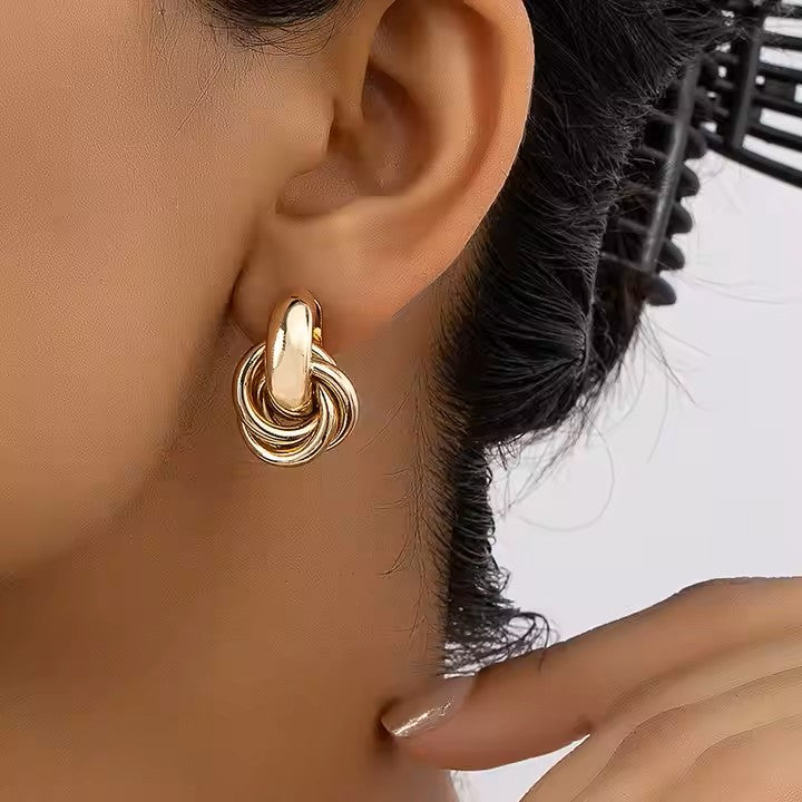 Metallic Gold Geometric Twisted Weaving Circles Earrings